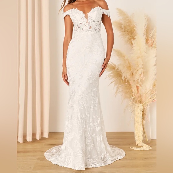Lulu's White Off-Shoulder Cap Sleeve Bridal Gown - Picture 1 of 11